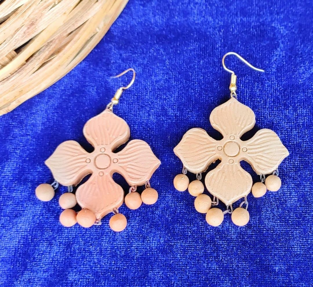 Flower shower terracotta earrings, hand-painted